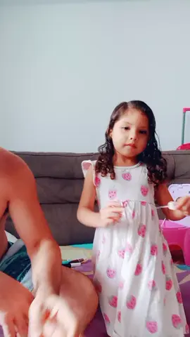 papai é até manicure