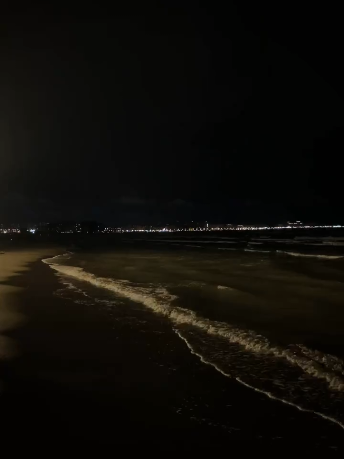 اه على جو البحر بليل..