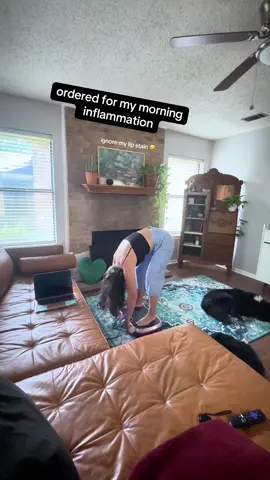 VIBES lol can’t stop using it #vibrationplate #inflammationrelief #lupus #autoimmune #healing #neurodivergent 