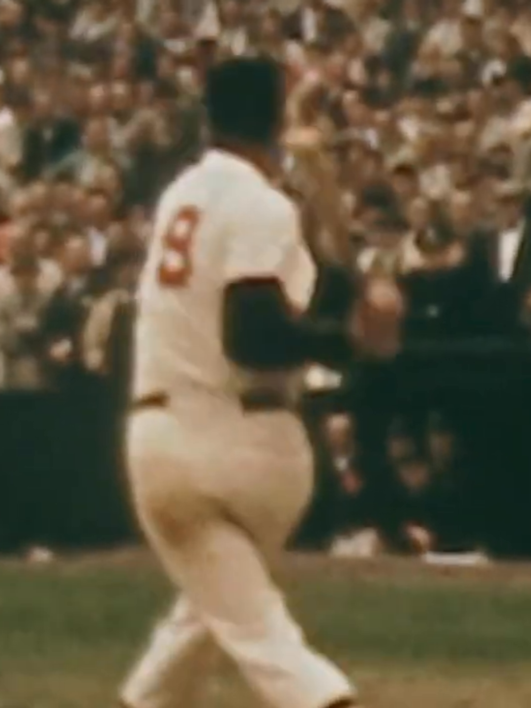 Ted Williams homers at his final at bat.  The baseball great died #onthisday 2002.  #TedWilliams #RedBox #witnify