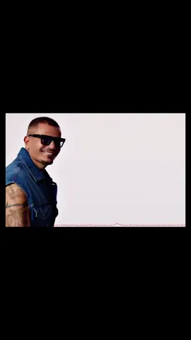والله ما شفت ملامح في جمااك على حد♥️😍#amrdiab #amr_diab #عمرودياب #عمرو_دياب #الهضبة #البوم_ابتدينا #شايف_قمر 