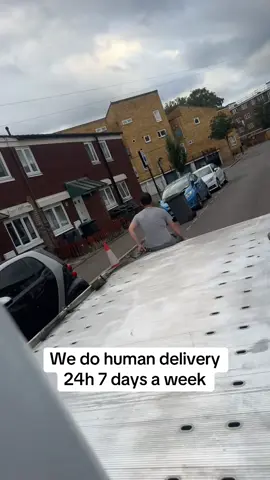 #lalala #CapCut #uk #❤️☀️💚 #london #viral #music 24h delivery world worldwide on a recovery truck 😂😂😂#tottenham 