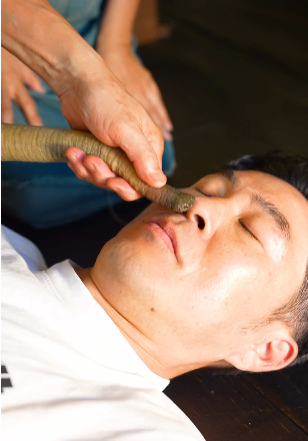 My Japanese Smelling Salts…😭 Jumbo Clam Sushi, Asanebo Style! 👍 #japanesefood #asmrcooking #explore #funny  