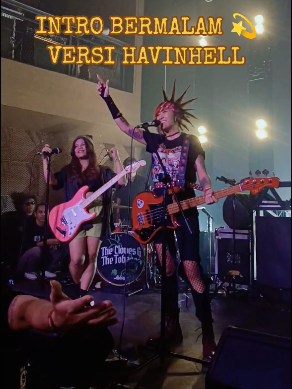 INTRO BERMALAM💫 VERSI @havinhellrawk , pinjem dulu lah ya intro nya @rebellionrose_official  #bermalambintang #havinhell #rebellionrose 