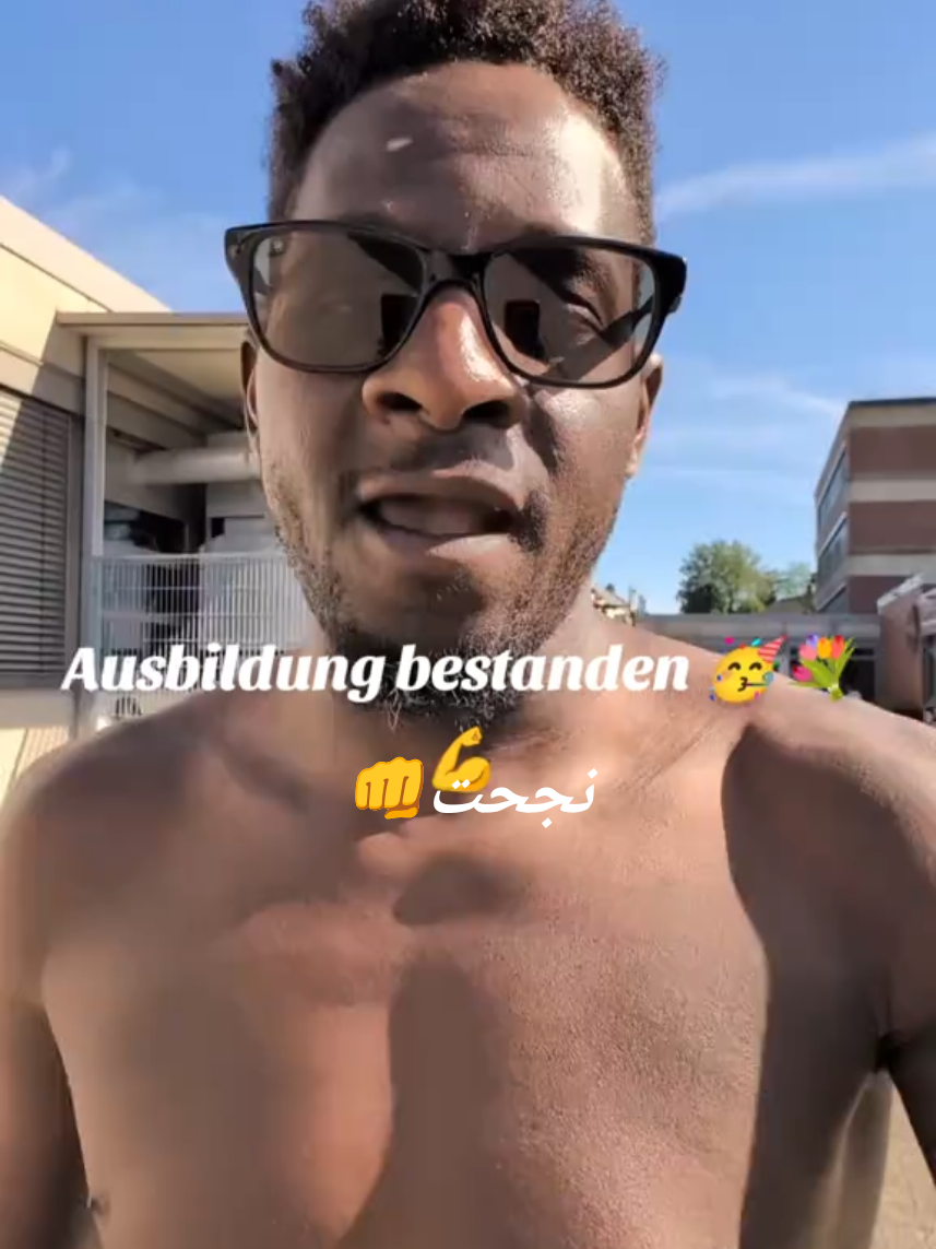 Endlich nach 3 Jahre die Ausbildung ist erfolgreich abgeschlossen 😍 #for #fyp #exam #geselle #sudanese_tiktok #dontgiveup #familia #fürdich 
