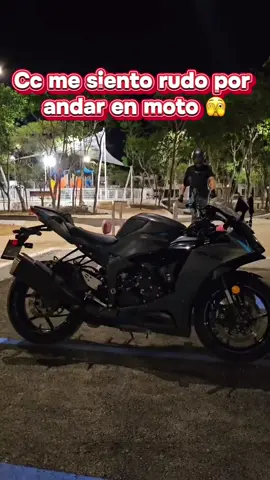 El poderoso misil de mi novia @Mia Montoya 🥰 #kawasaki #motos #bikers #memes #trends #zx6r #bikerlife #teambiker 