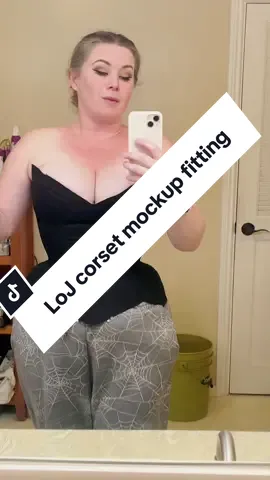 Corset mock-up ((#3 because you aren’t gonna see the first two 😅)) for my Labyrinth of Jareth ball outfit #loj #corset #corsettok #fitting #costuming 