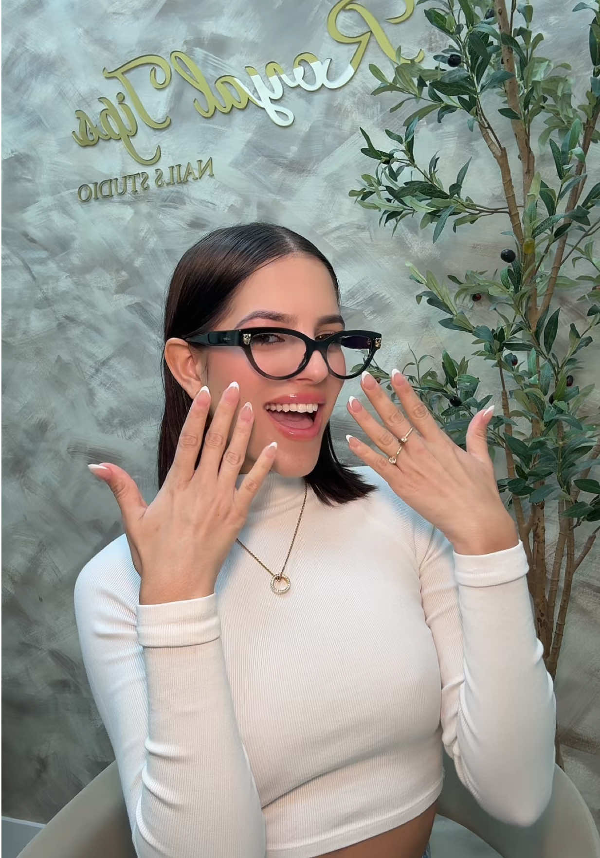 French baby :) 🤌🏻🤍 @arleperez01  #nailinspo #nailart #nailtok #nailmiami 