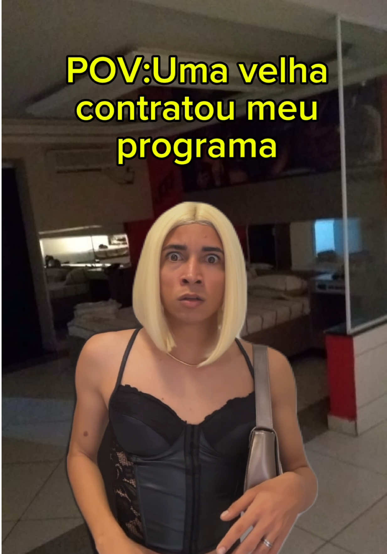 Pagando bem que mau tem né ?HAHAHAHAHAAHHAAHHAAHAHAHAHAHAHAHAHAHAH