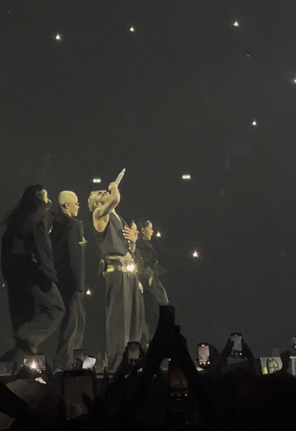 @chrisbrownofficial à Paris La Défense Arena ce soir 🪩