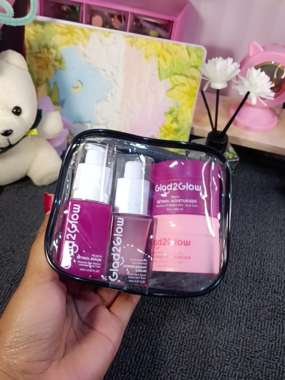 #glad2glow #g2g #glad2glowmoisturizer 