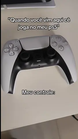 o equilíbrio 😌 #ps5 #ps5controller #meme #game #geek #visitas #foryoupage 