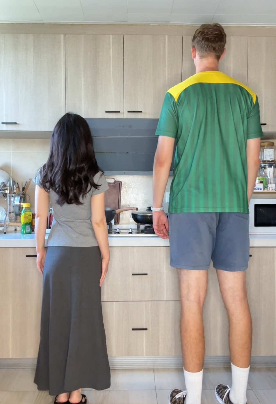 The reference of my husband dress me up #ootdstyle #fyp #couple #contrast 