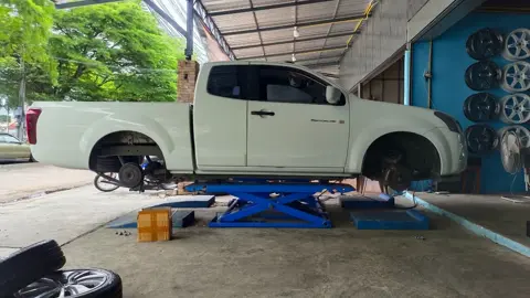 เข้าร้านแม่งเลยจบๆไป 🥹🥹#isuzu #aistudio #aiทําถึง #1900ดิว่ะ🔰 #fyp #อย่าปิดการมองเห็น #รถซิ่ง 