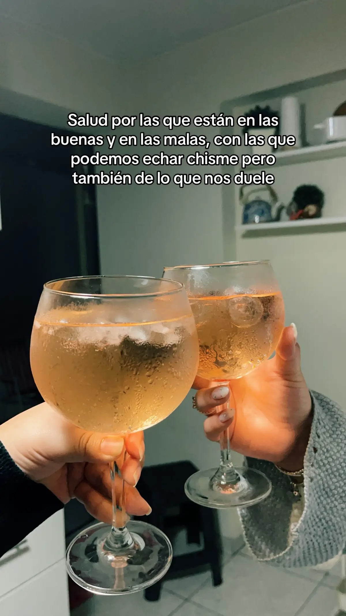 Por siempre ♥️✨ #mejoresamigas #porsiempre #besties #hermanas @Andre.chipoco 