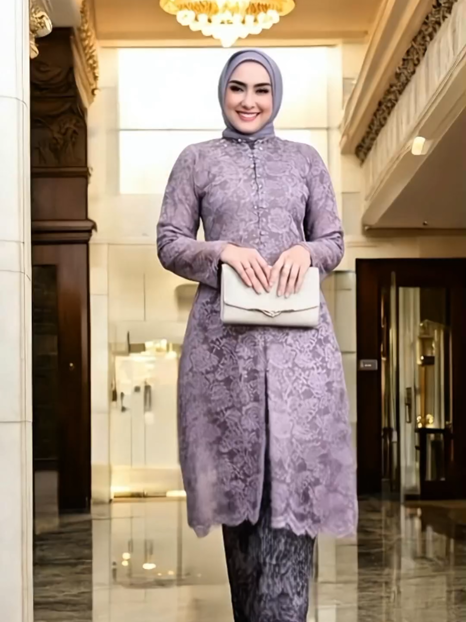 Kebaya Kondangan Wanita Modern Tunik Brokat Zola Kebaya Lamaran  Pesta Ukuran Dari L sampai 5L Jumbo Mewah  #KebayaModern #fyp #lewatberanda #promoguncang77 #promoguncang88 #promoguncang99 #promoguncang1010 #promoguncang1111 #promoguncang1212  #tunikbrokat  #kebayakondangan  #KebayaElegan  #bajupestawanita  #kebayamodis  #outfitkondangan  #tunikwanitaterbaru  #kebayabrokatmodern  #FashionMuslimah  #kebaya2025  #brokatmewah  #ootdkondangan  #HijabStyleElegan  #kebayacewek  #kebayahijab  #tunikremaja 