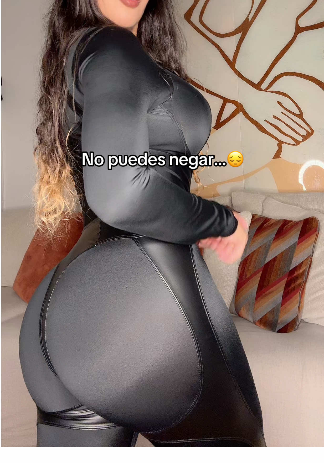 Por q’ los hombres no pueden tener una sola……😔