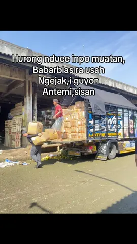 Mumet mumet e dino minggu jiiee💆🏼‍♂️#lewatberanda #fypシ゚ #trukmaniaindonesia #videoviral 