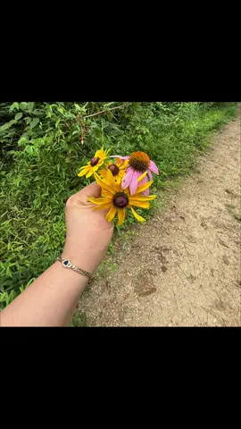 #Love #kids #flowers #viral #fyp #fypシ゚viral 
