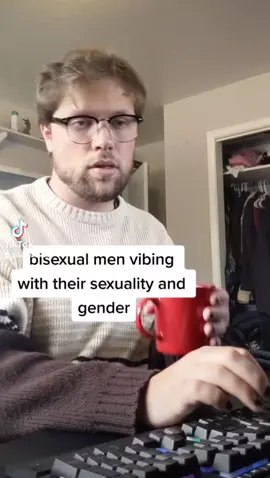 #stitch with a video I DELETED bc people were so gosh darn mean and now look at me and my beautiful gf 🩵🩵🩵 if someone is feeling a certain way, inquire about those thoughts instead of shutting them down 🩵 my beautiful gf @moviexo is the most amazing person in my life and I'm so grateful for the bond we share 🩵 #uhaul #uhaullesbian🌈  #lesbiansoftiktok  #genderenvy #lgbt #lgbtq #wlw #lesbian #lesbians #Relationship #relationships #mtf #trans #transfemme 