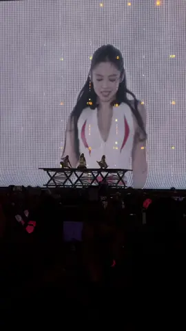 MANTRA, WAY UP, LIKE JENNIE 🔥#jennie #kpop #fyp #zxycba #concert