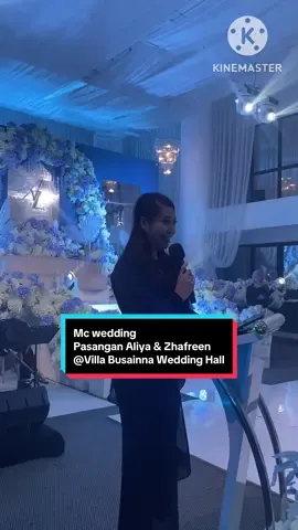 Mc wedding for Aliya dan Zhafreen di @Villa Busainna Wedding Hall  Wedding anak tuan razak. Ada kisah disebalik ini, siapa aku sekarang kerana DIA. Tuan Razak, terima kasih, kerana ADA ketika sy berada di tingkat paling bawah dalam kehidupan ini. Terima kasih tuan, semoga tuan dan keluarga sentiasa di dalam rahmat dan kasih sayang ALLAH S.W.T, dan tahniah tuan bertambah family baru😍❤️ #suriasoraya #soraya #emcee #mc 