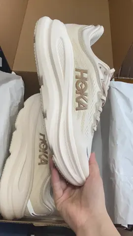 Hola one one Hoka Bondi 9 wide beige color 