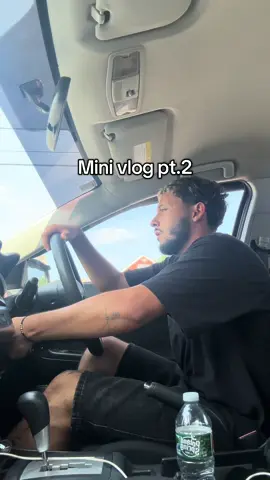 Too hot outside @David_V @Deuce @Gabe #fyp #foryou #Vlog #thrift #foryoupage 