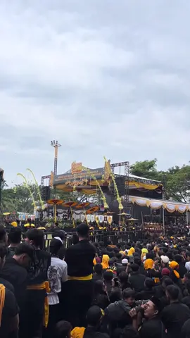 rame pol sodara ,hati hari dijalan see u suran agung tahun depan💛 #suranagung2025 #pswhpusatmadiun #pshwpusatmadiun #sibuksuran 