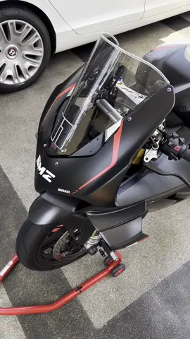 Rock your body #cambodia🇰🇭 #xyzabc #foryoupage #fypシ゚viral #ducati #v4sp #cambodia #viralvideo #fyp 