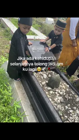 4 tahun berlalu,alfatihah om ganteng ku🥺🕊️