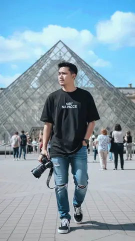 💯% AI GEMINI .  Paris dengan keindahan piramida kacanya. .  #ai #remakerai #gemini #photoai #photolab #chatgpt #capcut 