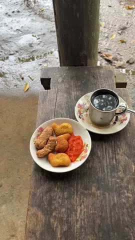 Syahdu tenan jii #kopi #storyjowo #bojonegoro #beranda #kopidangdut #foryou 