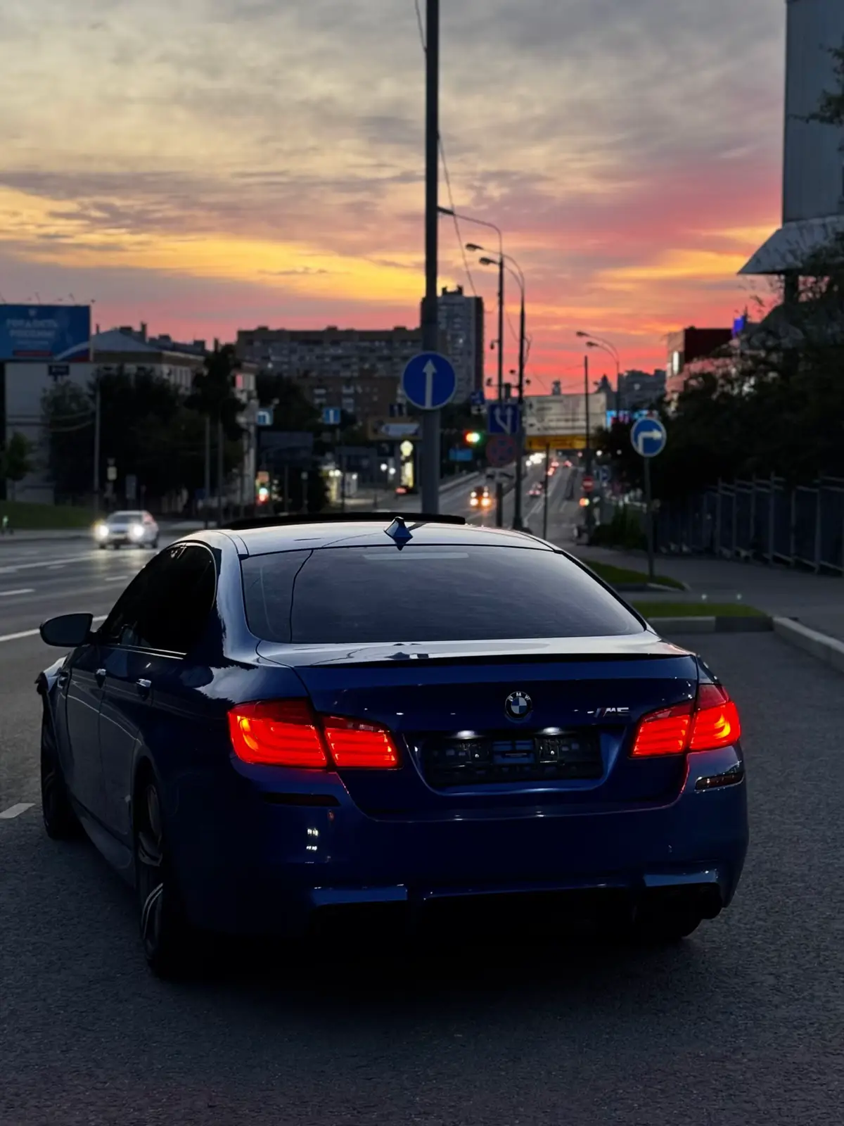 M5 and dawn 🌅 Subscribe on Instagram m5_volna Ⓜ️ #bmw #bmwm #bmwm5 #bmwm5f10 #m5 #f10 #m5f10 #f10m5 #s63 #b44 #s63b44 