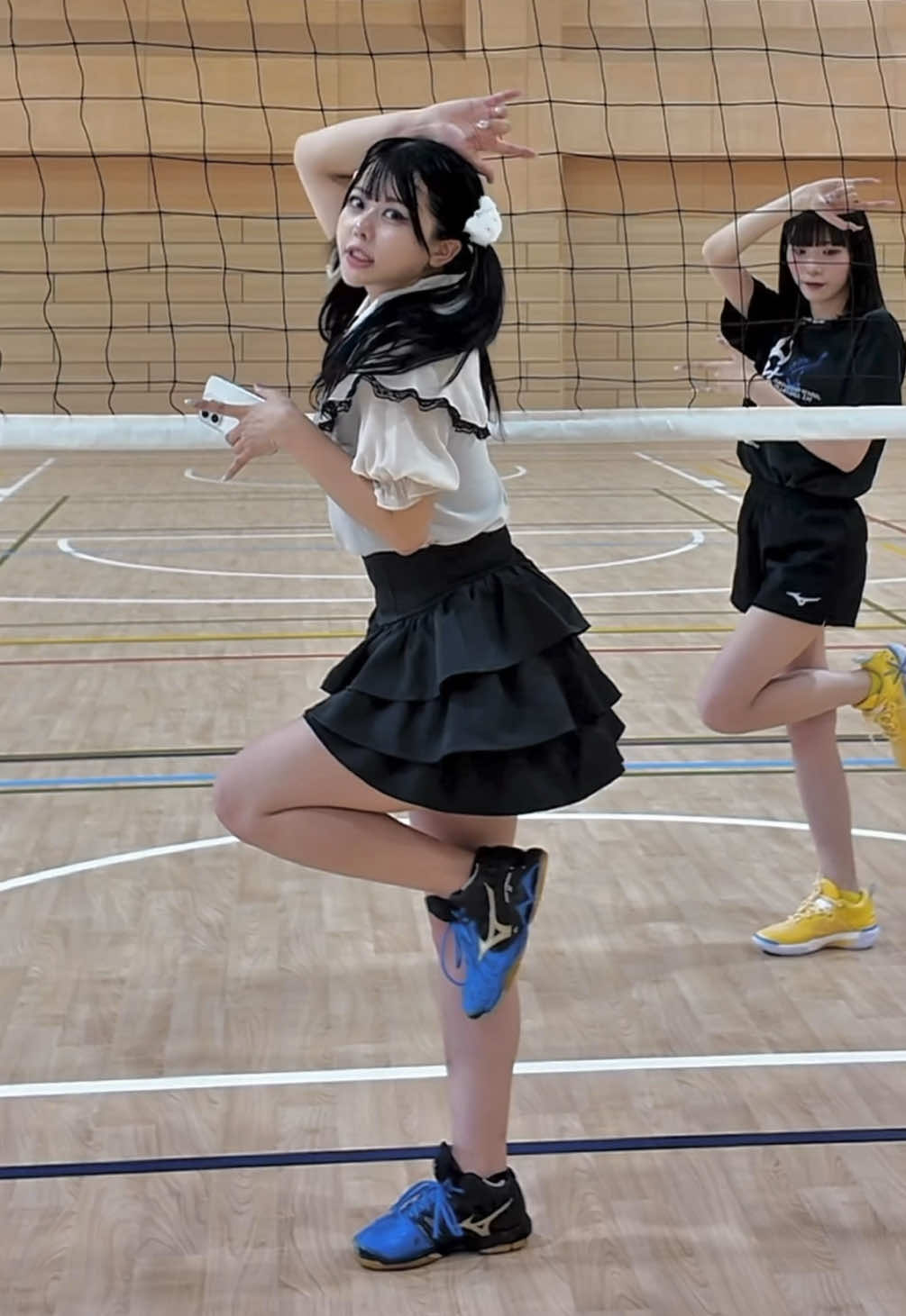 ◯ぬほど興味ないです♡ おじさん:@ぽたみう  撮影協力:@たつ🐉👶🏻🏐 @まりん🌺🏐  #ちなぷぷ #ちなぷぷが踊るってよ #銃声バレー #バレーボール #おじさん構文 