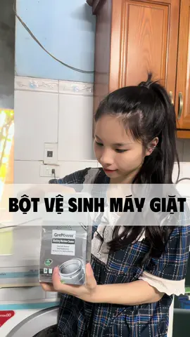 Không nghĩ máy giặt nhà mình bẩn vậy luôn á, nước xả ra đen xì luôn #bottaylonggiat #vesinhmaygiat #giadungtienich #botvesinhmaygiat #giadinhbongbot 