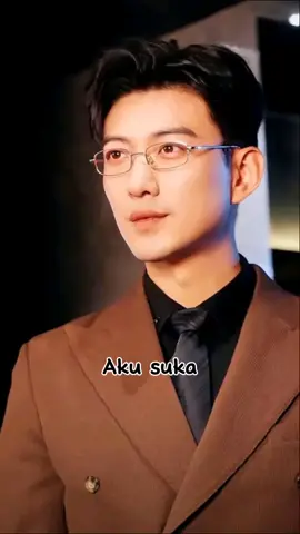 kalo udh nghalu udh lupa sama yang real😭😂😂🤭#yulong #yulongmiemie 