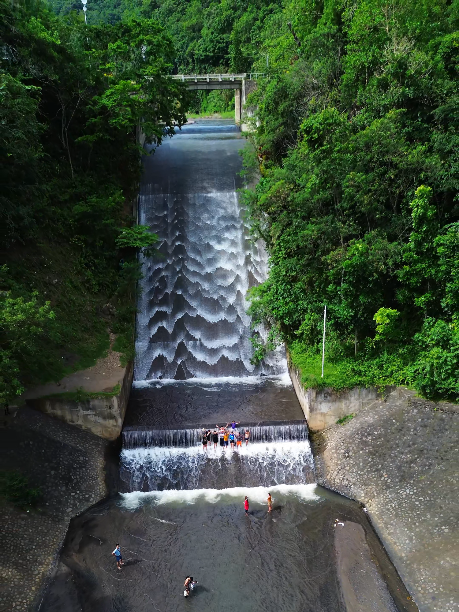Ang pinakataas nga river waterslide sa Pilipinas, naka ligo naka diri? Nia Dam, Bansalan , Davao Del Sur #Niadambansalan #chervan