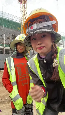 បួននាកបងប្អូន#ក្មេងសំណង់👷🏗️♥️🥰 #ស្រលាញ់អ្នកទាំងអស់គ្នាពេញបេះដូង😚😍🙏 