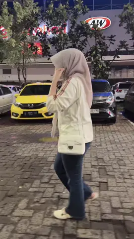#nabilazestudio #kaosnabilaze #blouse #catoncombed #kaoswanita #atasanterbaru #tshirt 