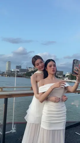 @Lingling Kwong @ออมออมเอง:^D #lingorm #linglingkwong #ormkornnaphat #fypviral #fypviralシ #fyppppppppppppppppppppppp #fypp #fypage #berandatiktok #viraltiktok #tiktokviral #videoviral 