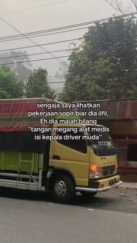 aw aw🤪#fypage #trukstory #supirtruck #ototaluah #lintassumatra #otosayuasumbarriau 