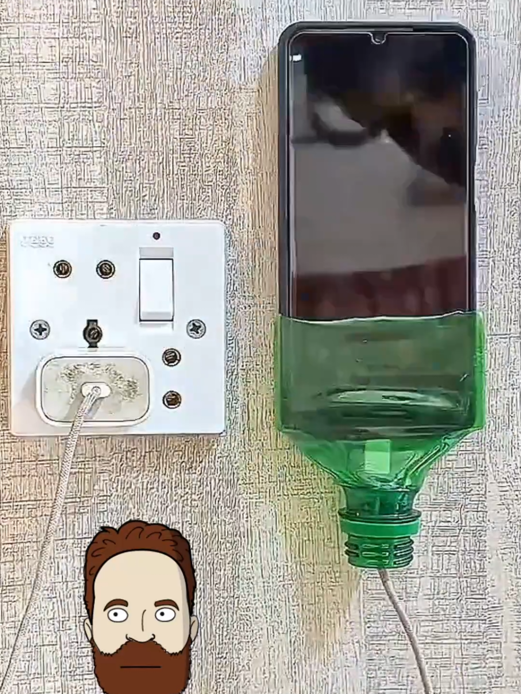 ♻️ Tu jettes encore tes bouteilles en plastique ? Voici 5 astuces bricolage simples et ingénieuses pour leur donner une seconde vie ! La dernière va te surprendre… tout le monde a déjà cassé cet objet 👀 👇 Dis-moi en commentaire laquelle tu vas tester ! 🔧 Like, commente, partage et abonne-toi pour devenir le roi du bricolage 💪 #astucebricolage #diymaison #recyclage #bricolagefacile #tuto #trucetastuce #recyclageplastique #mrtips #faitmain #diyrecycling #tiktokbricolage