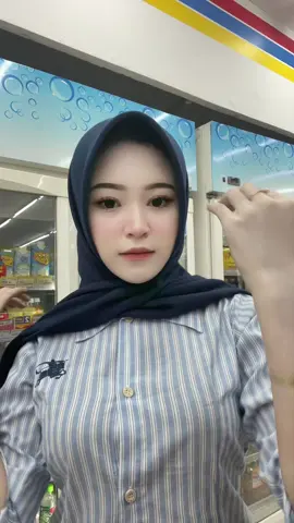 kemeja salurku  #outfit #kemejawanita #kemejastripe #bajumurah #ootd 