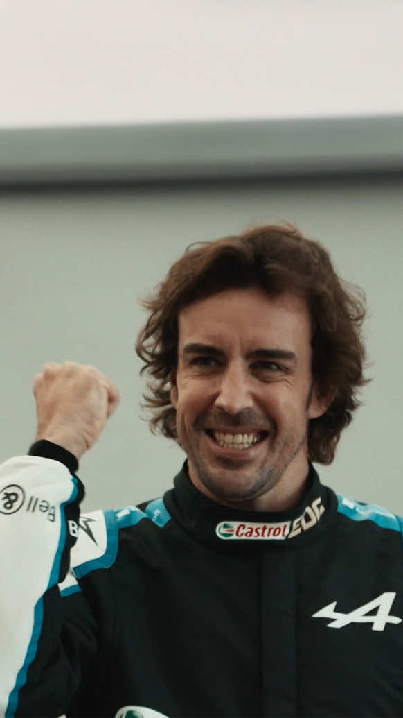 🏁 Formula 1’den emekli olduktan iki yıl sonra pistlere geri dönen Fernando Alonso ve takımının yarışlara hazırlanış süreci… “Fernando” belgeseli şimdi tabii’de! 💚