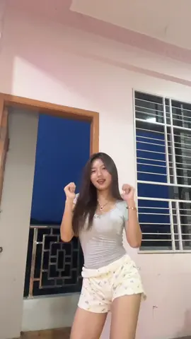 နေကောင်းလို့ပြန်ကပီ🙂‍↔️ #4u #Hps #foryoupageofficial #foryoupage #4upageシ #fypシ゚viral #fyp #trendingsong #2025 #trends #burmesegirl #foryou #viewsproblem😭 