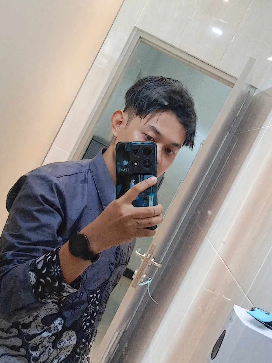 Cobainn dah #fy #kotabaru #kalsel #berandatiktok #xyzbca #EkspresikanDenganCapCut #CapCut 