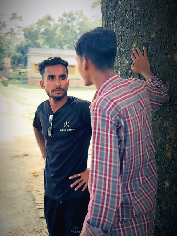 বন্ধু ওরে রাস্তা থাইকা সরায় দে 😂 #trending #bdtiktokofficial  #funny #নাছা_ভাই_বিনোদন  #viral #unfrezzmyaccount 