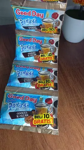 Good day Freeze Cookies N Cream 10 sachet harganya cuma 20 ribuan #goodday #PromoGuncang77 #WIBGAJIAN #Gajiansale #fyp 