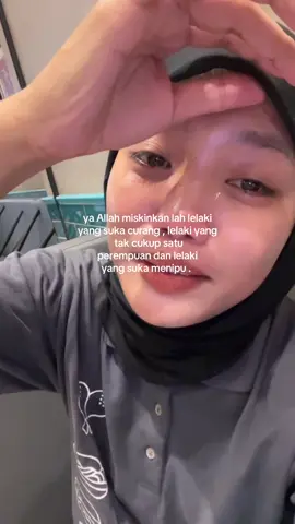 kena jadi barua dulu baru dihargai ke ? 🥵#sedih#sad #story #fyp #fypage #xybca #xybcafyp #viral #fyppppppppppppppppppppppp #fypdongggggggg #viralkan #foryou #foryoupage #viralvideo #viraltiktok 